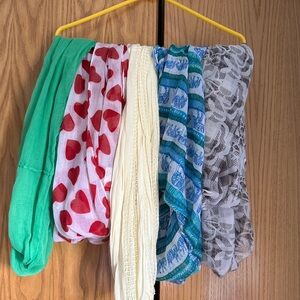 Five infinity scarves, multicolored